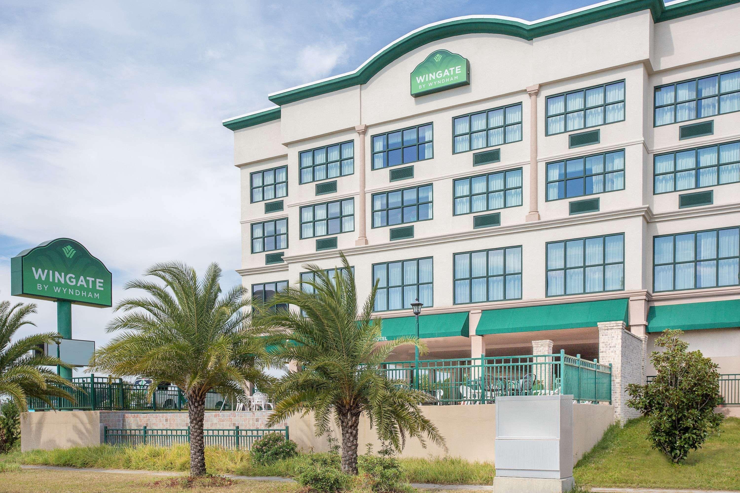Holiday Inn Express - Gulfport Beach By Ihg Екстер'єр фото
