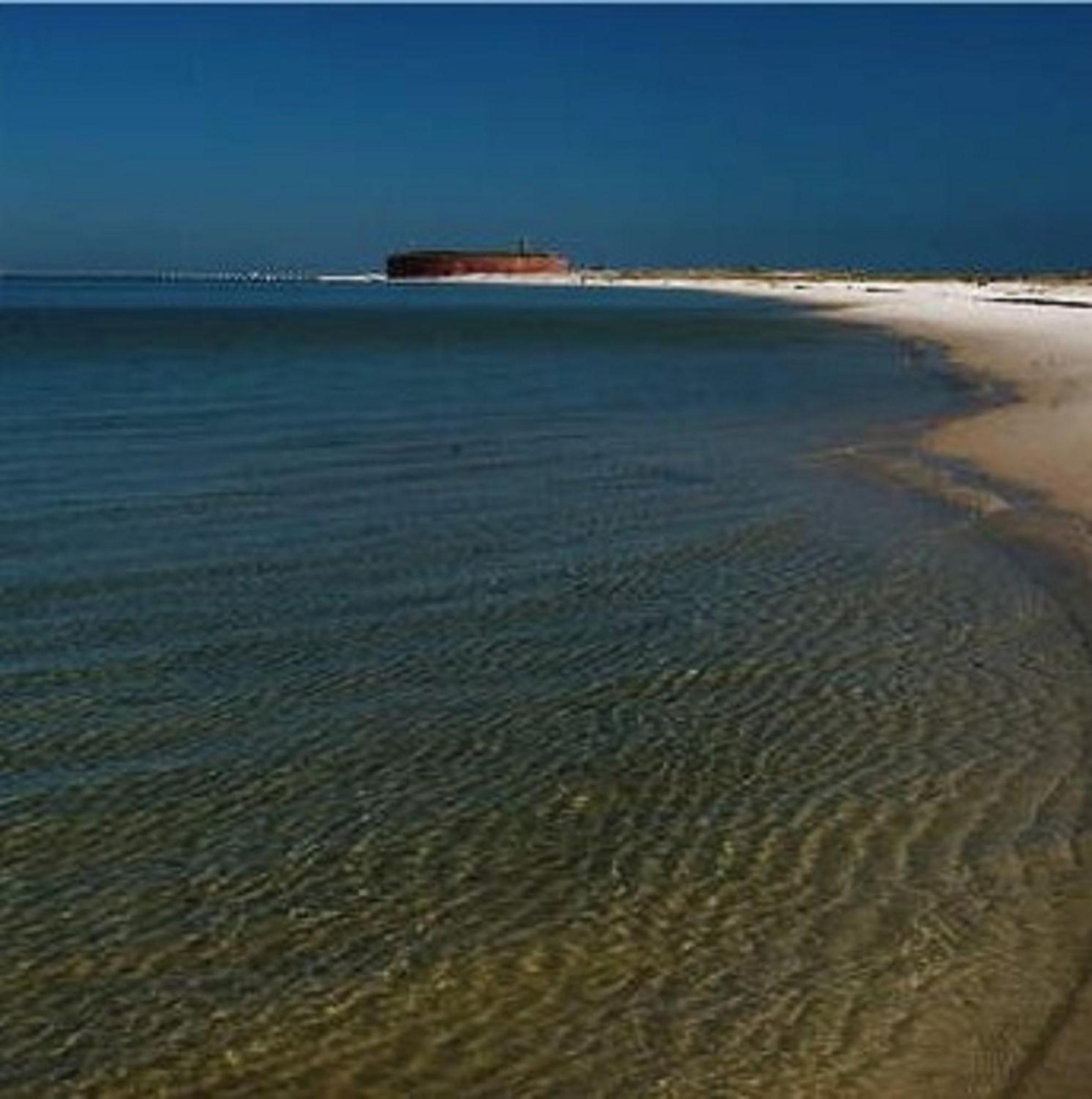 Holiday Inn Express - Gulfport Beach By Ihg Екстер'єр фото