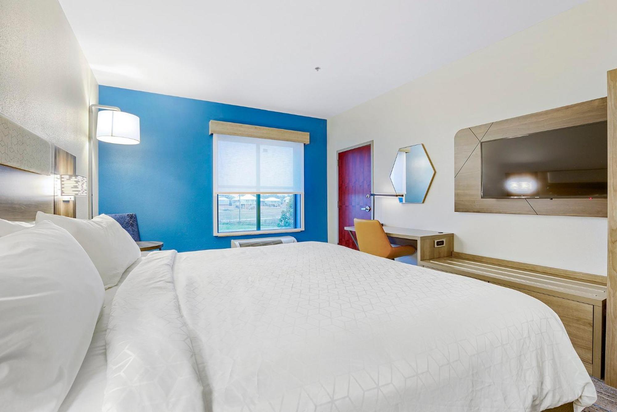 Holiday Inn Express - Gulfport Beach By Ihg Екстер'єр фото